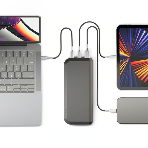 Cygnett ChargeUp Pro Series 25K mAh Laptop Power Bank - Black