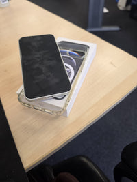 Refurbished Apple iPhone 16e 128GB - White
