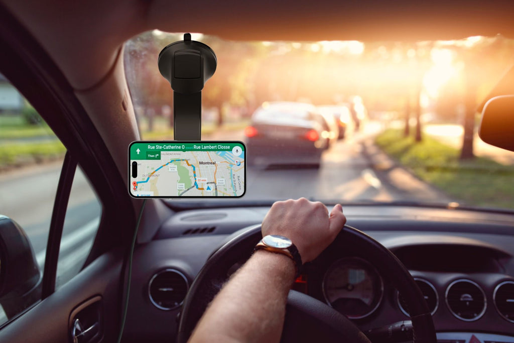 Momax Q.Mag Mount 5 15W Wireless Charging Car Mount Suction Cup (MagSafe Compatible) - Grey