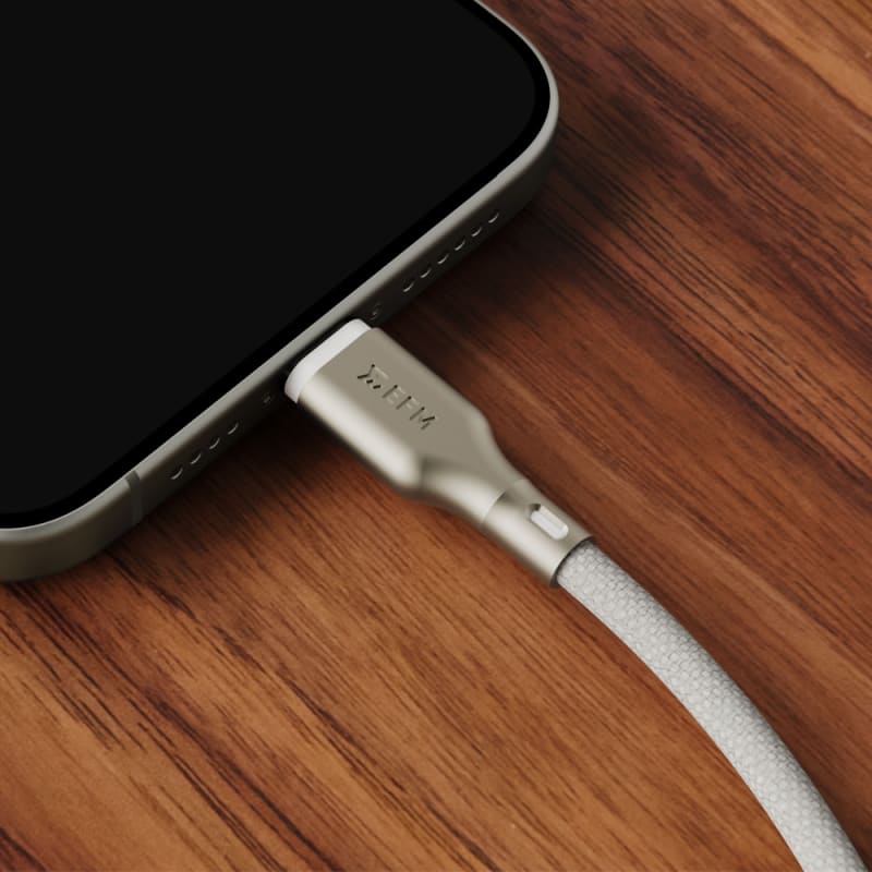 EFM USB-C to USB-C Pro Power and Data Cable with Aramid Fibre Reinforcement 1M - White