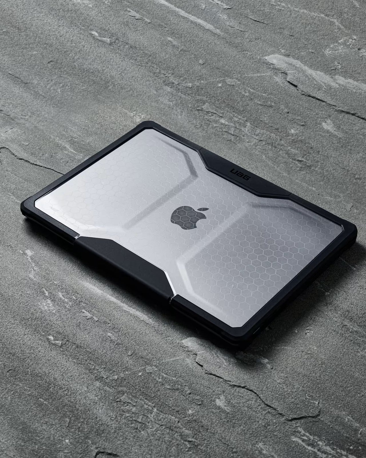 UAG Plyo Series Case for MacBook Air 13" (M5/M4/M3/M2) - Ice/Black