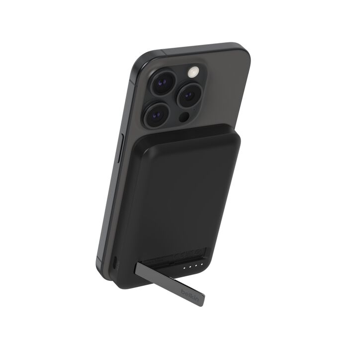 Belkin BoostCharge Pro 5000 mAh Qi2 Magnetic Wireless Power Bank with 15W PD - Black