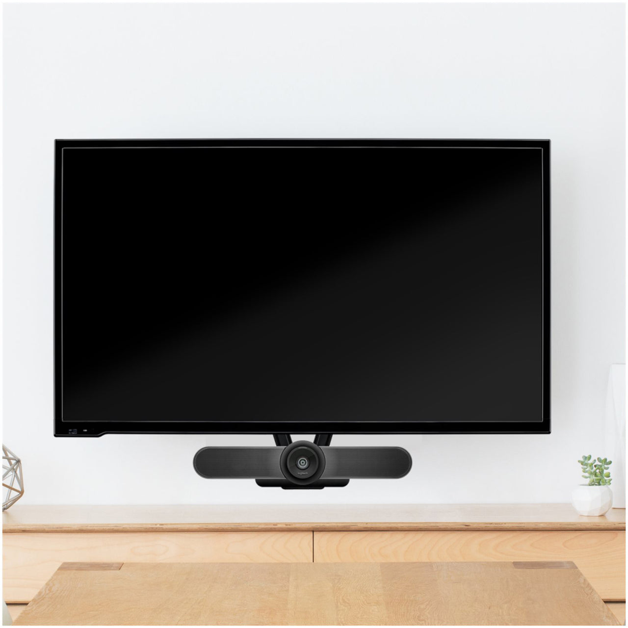 Logitech Meetup Conference Camera 4K Ultra Hd Bluetooth Wireless Technology 2YR WTY - Black