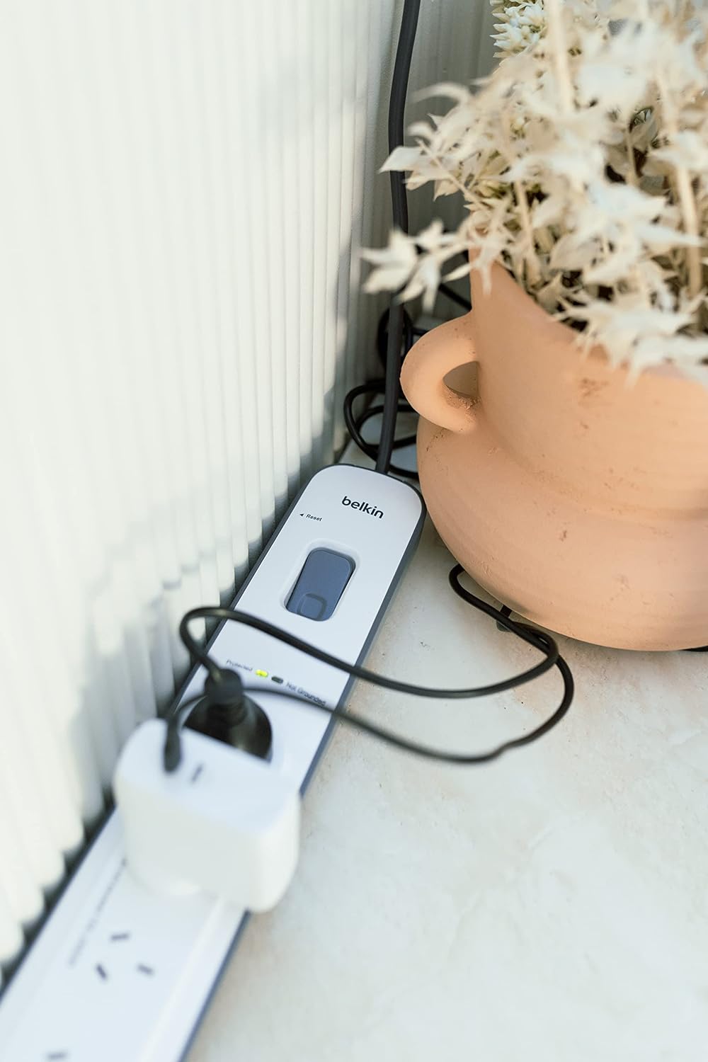 Belkin 4-Outlet Surge Protector Powerboard with 2Meter Lead 2 x USB Charging Ports  - White/Grey