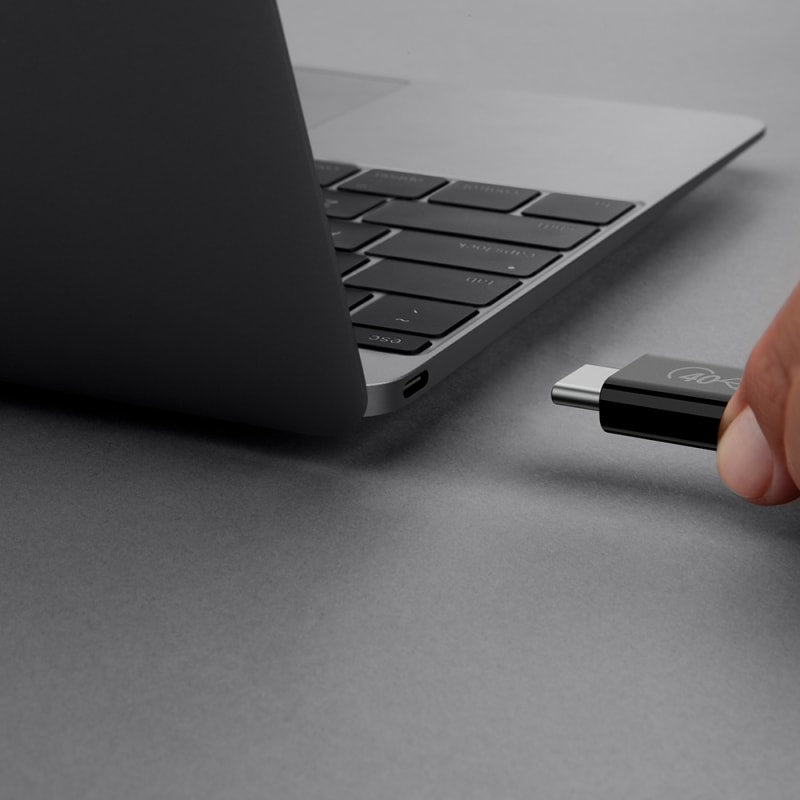 Belkin USB4 Connect USB-C Charge and Sync Cable - Black