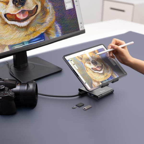 J5create JTS224 Multi-Angle Stand with Docking Station for iPad Pro